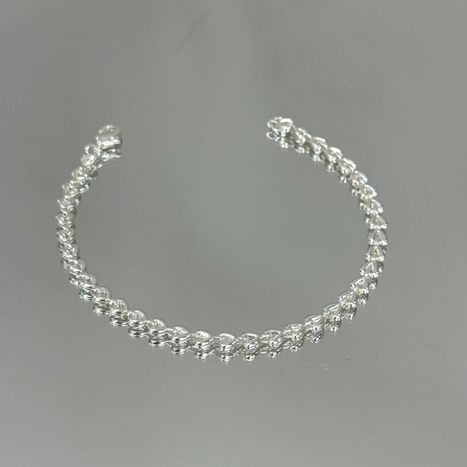 Pulseira Elos em coração folheada a prata