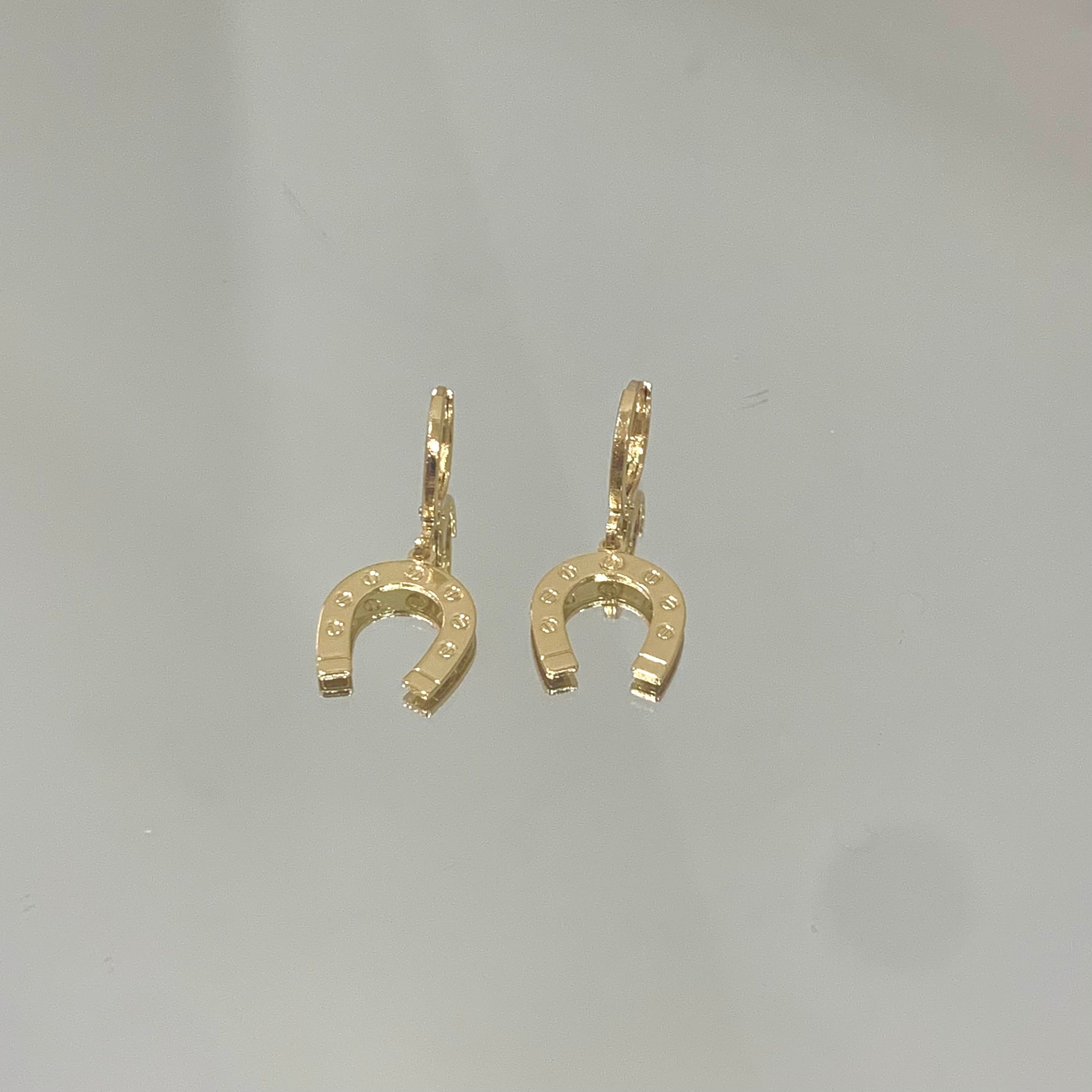 Brinco Argola Ferradura JN folheado a ouro 18K