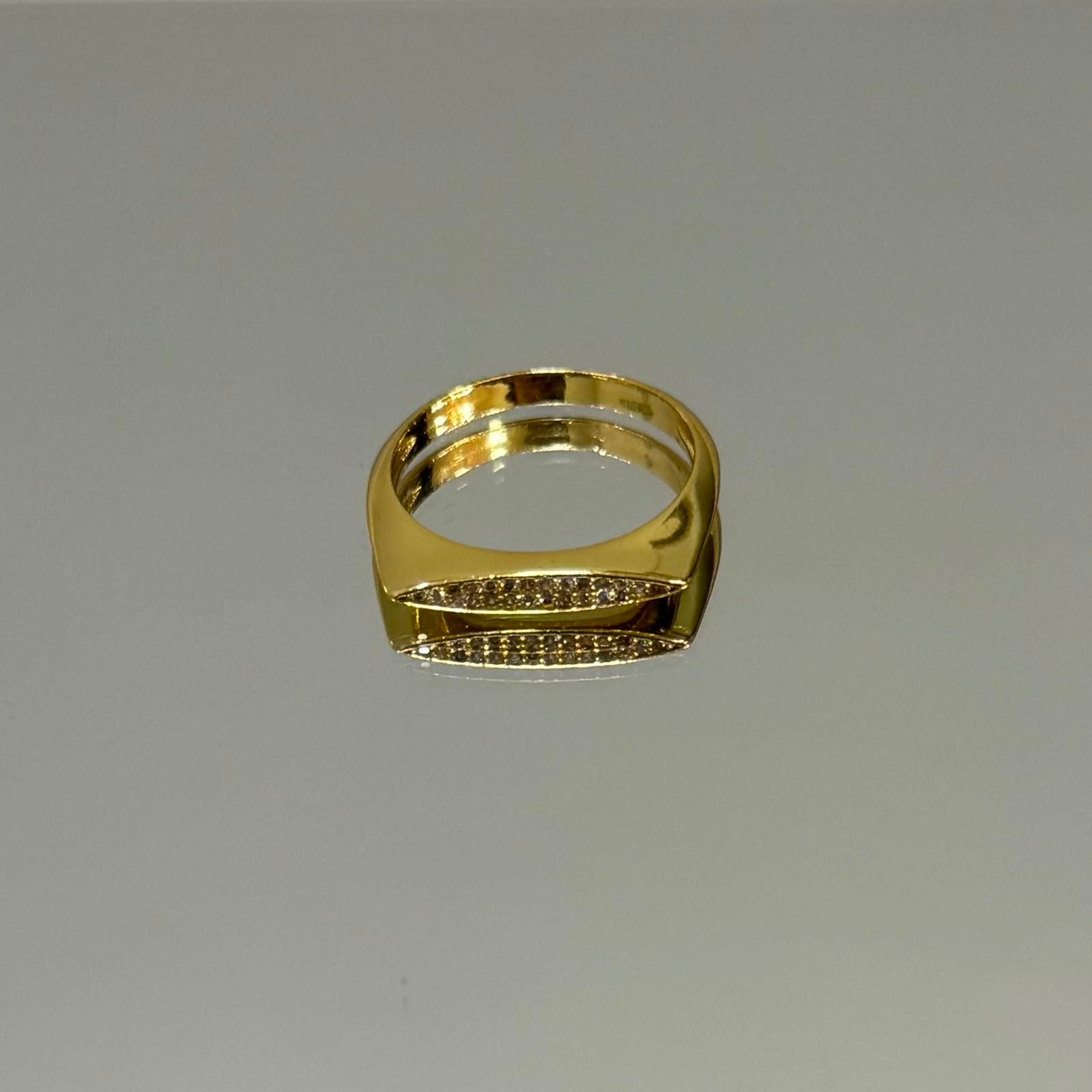 Anel Melinda folheado a ouro 18K