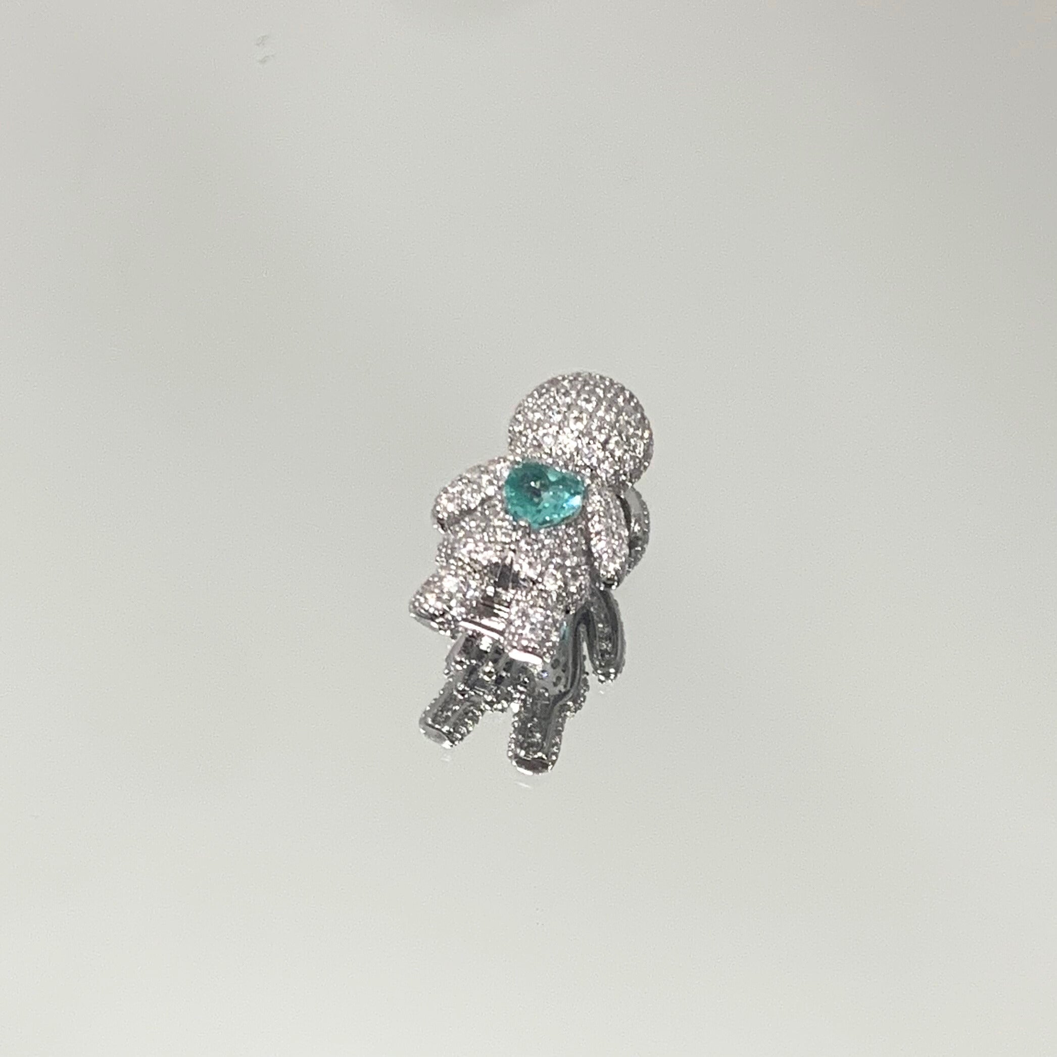 Pingente Charm Menino Cravejado folheado a ródio