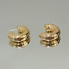 Brinco Argola abaulada C folheada a ouro 18K