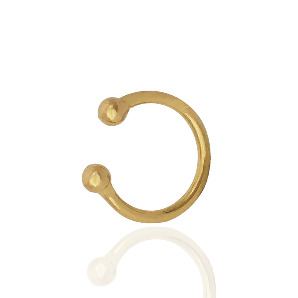 Piercing fake liso com bolinha nas pontas folheado a ouro 18k