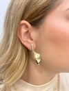 Brinco Curva Orgânica folheado a ouro 18K