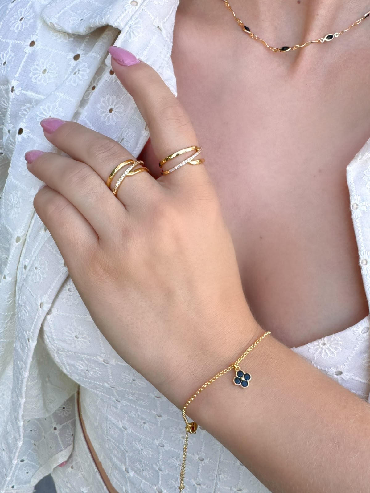 Pulseira Trevinho Negro folheado a ouro 18K