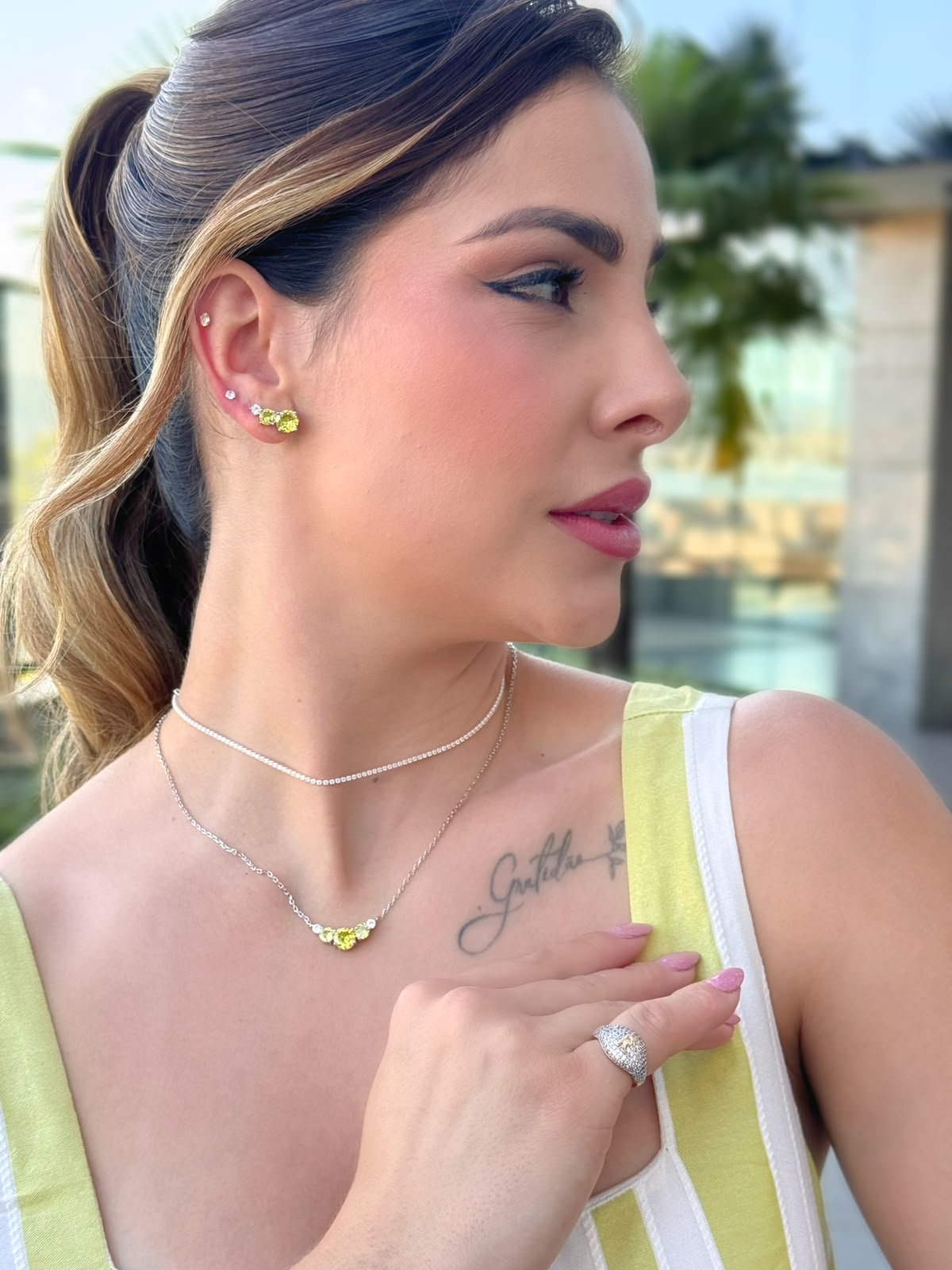 Anel Dedinho Letras Iniciais folheado a ouro 18K e ródio