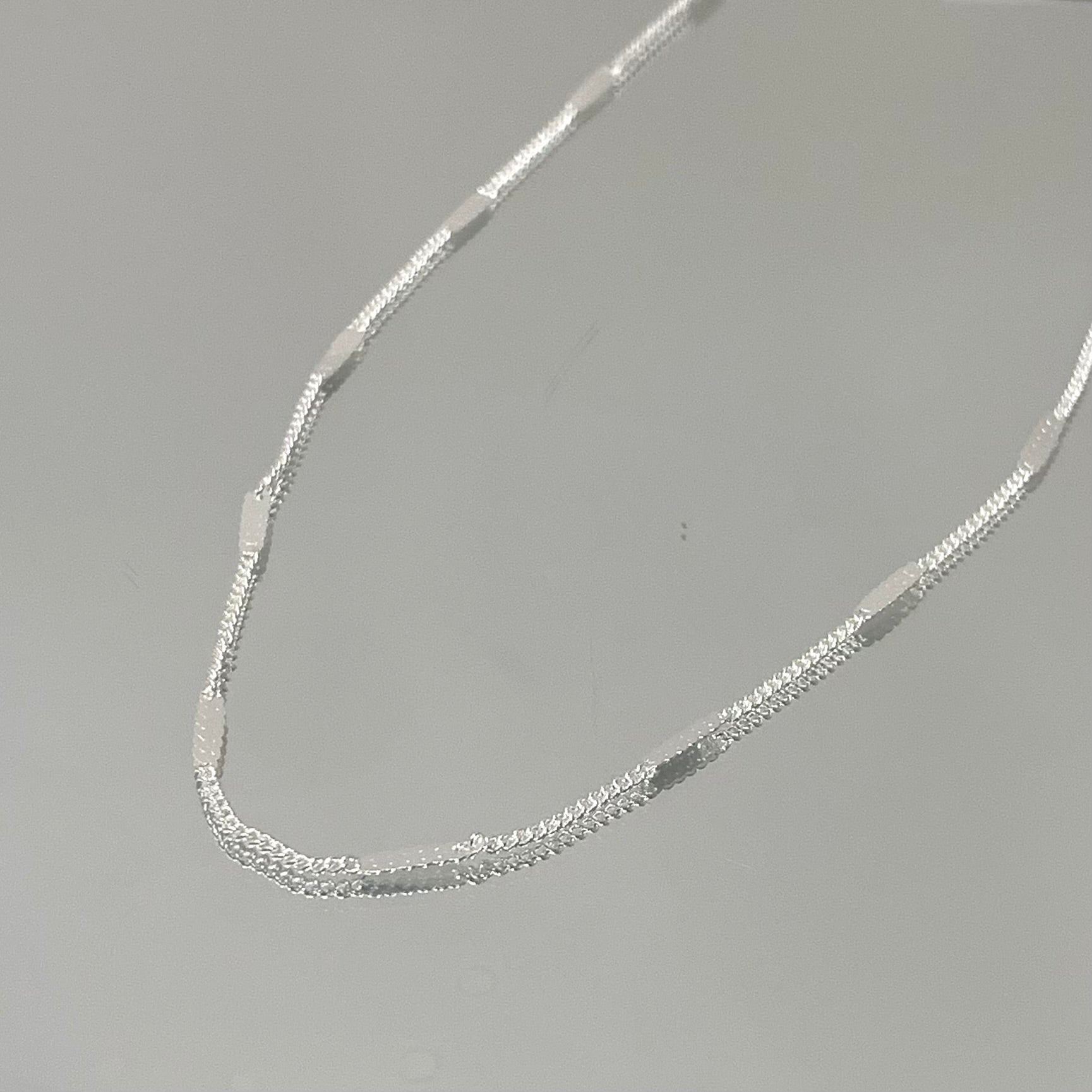 Choker Tracinhos folheada a prata