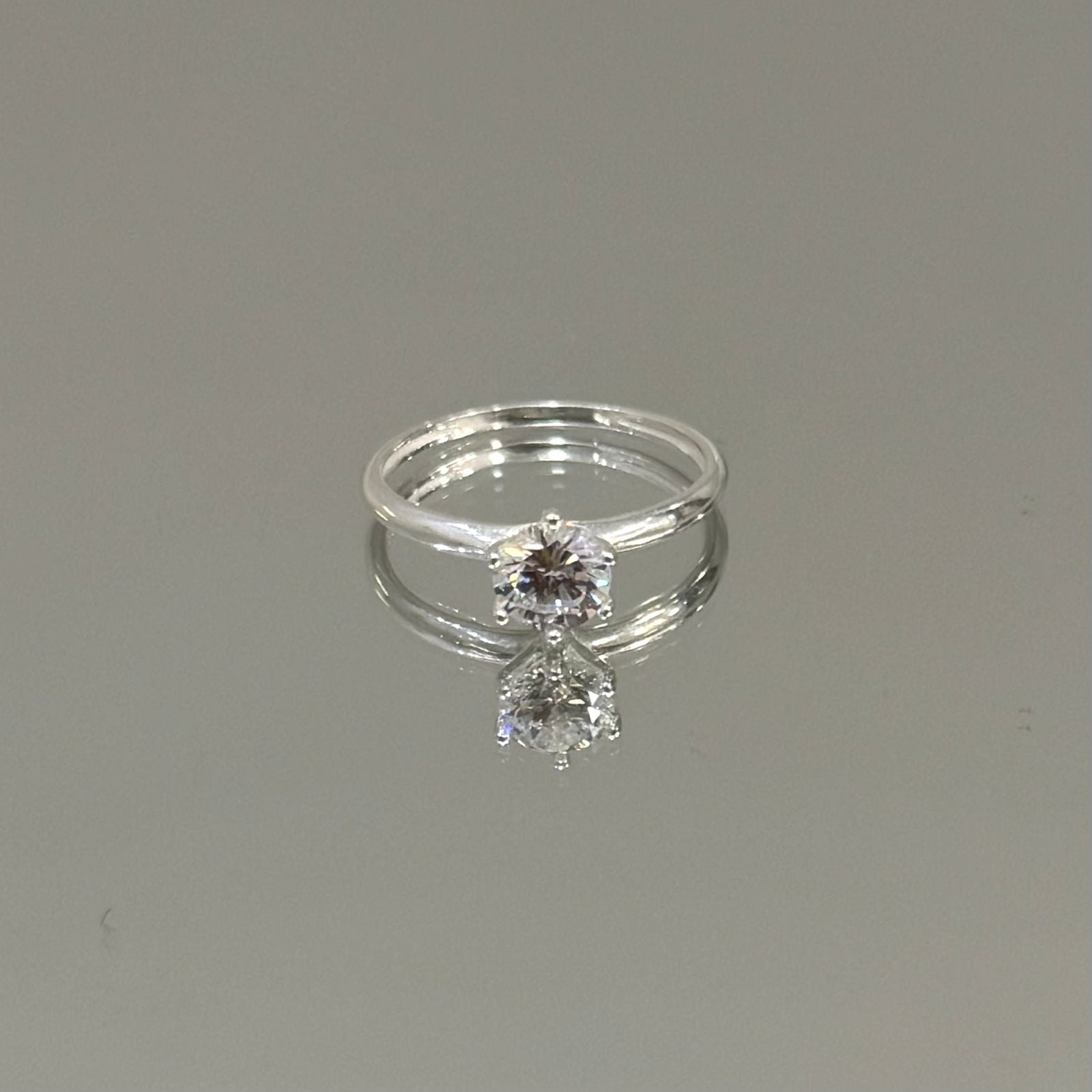 Anel Solitário 6 mm em prata 925