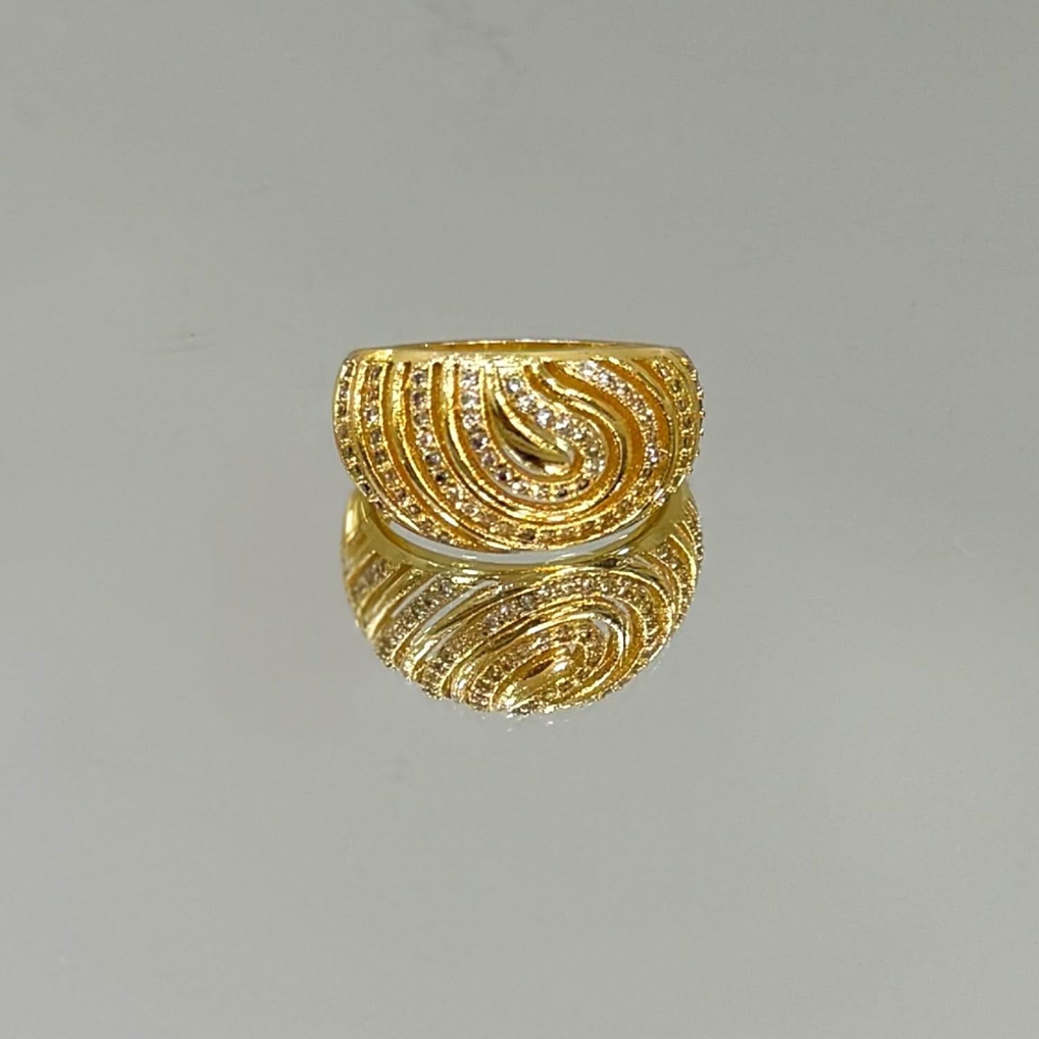 Anel Fiordes folheado a ouro 18K