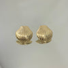 Brinco Concha folheado a ouro 18K