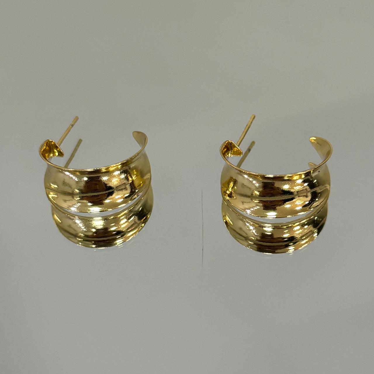 Brinco Argola Côncava folheada a ouro 18K