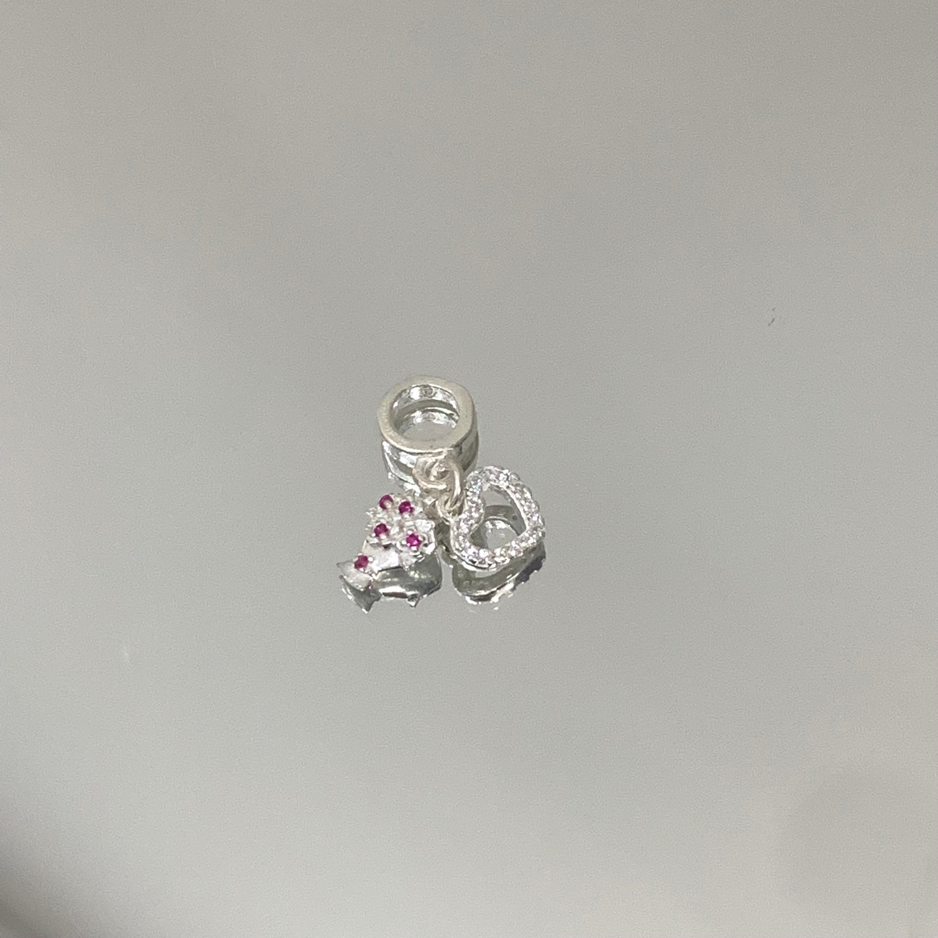 Berloque 2 corações rosa em prata 925