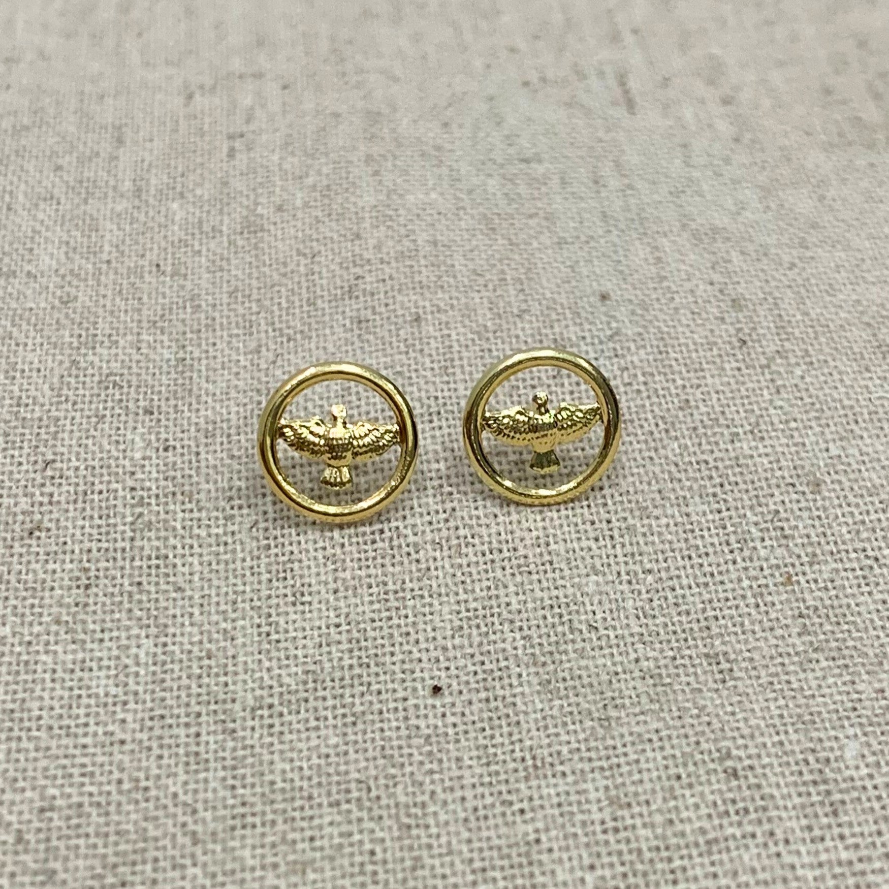 Brinco Medalha Divino folheado a ouro 18K
