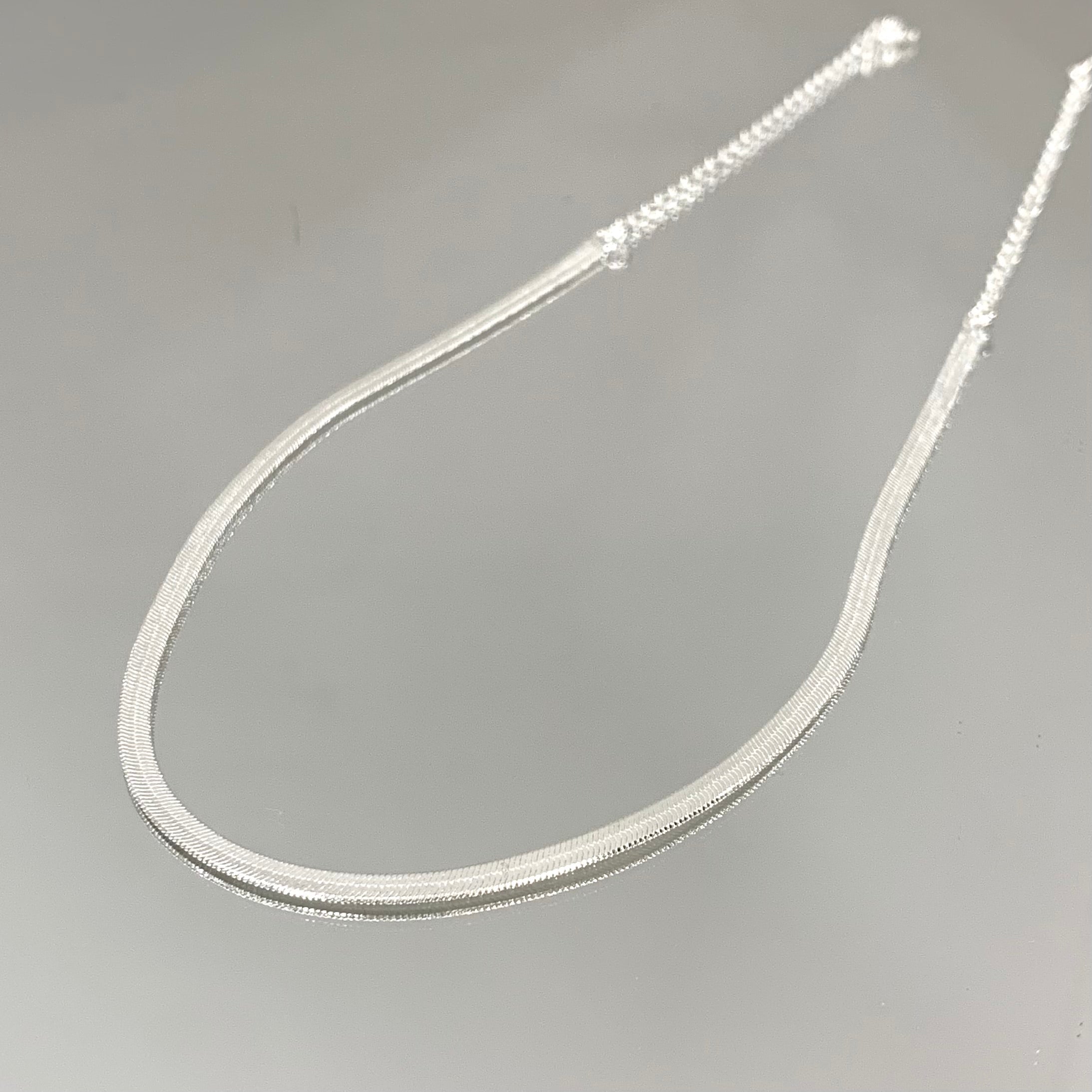 Choker fita folheado a prata