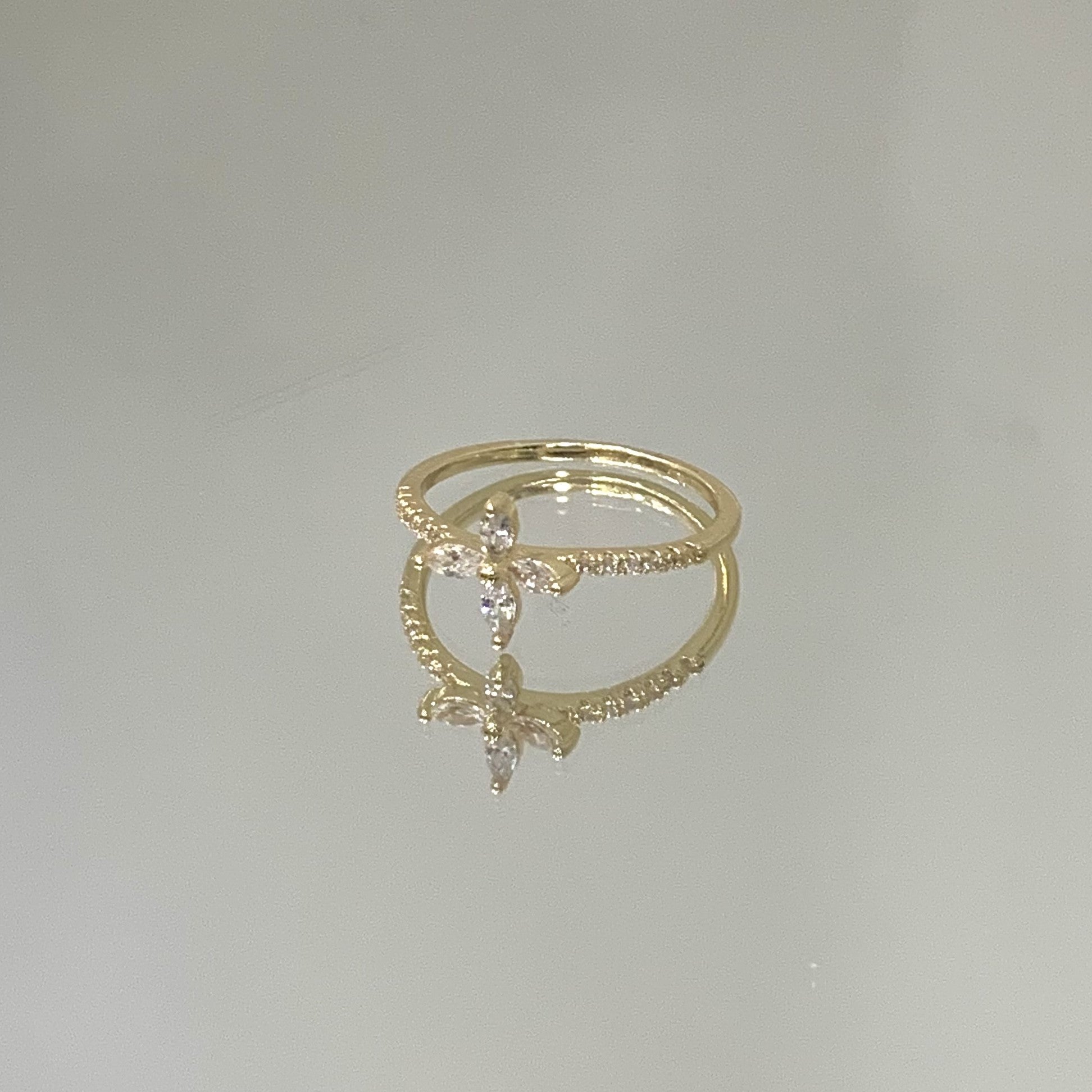 Anel Flor folheado a ouro 18K