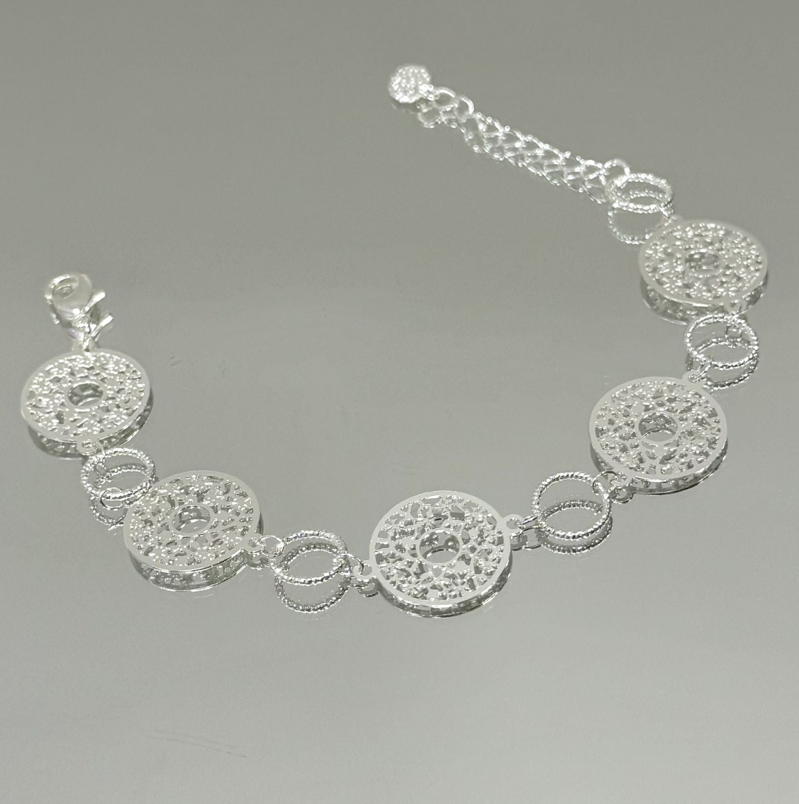 Pulseira Mandalas western folheada a prata