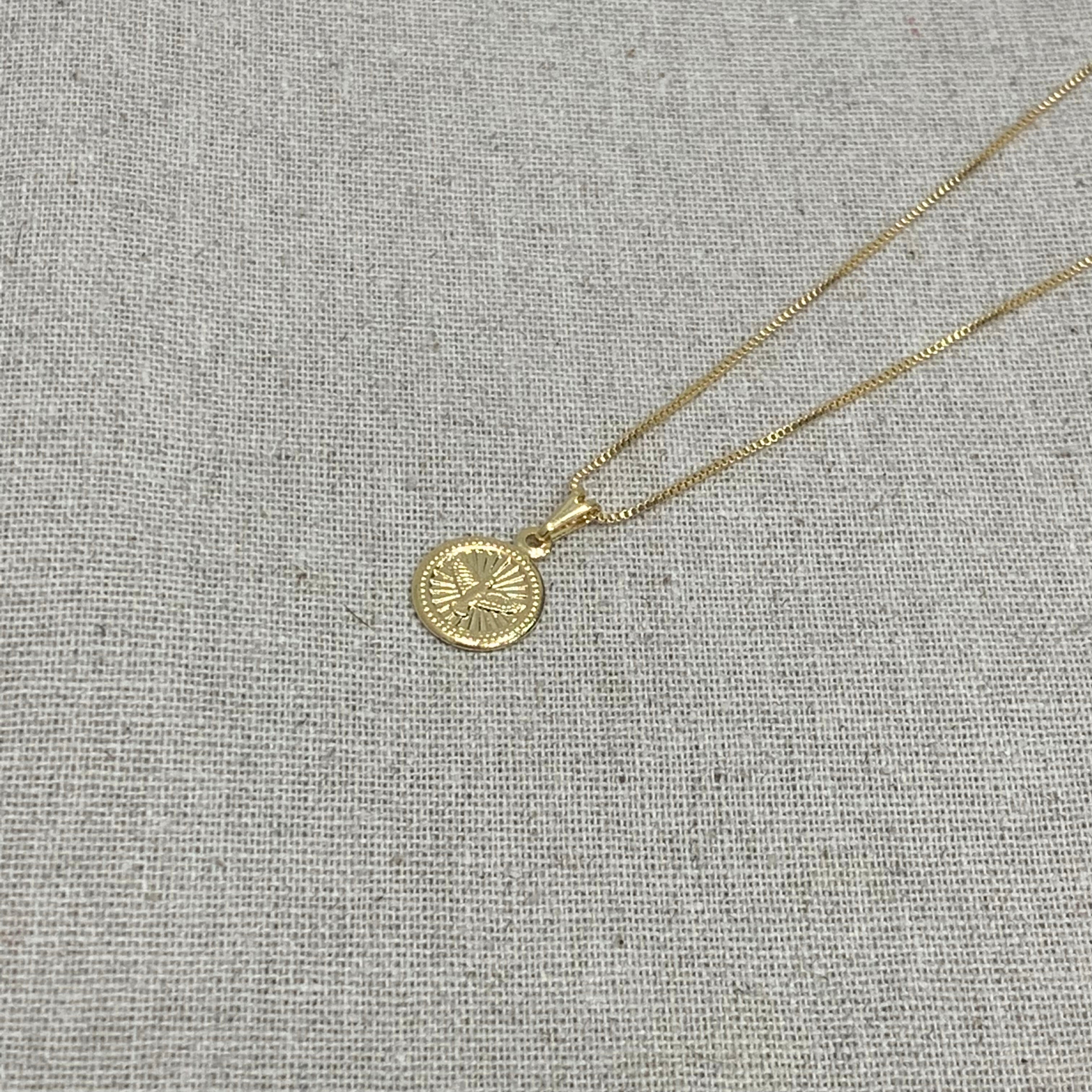 Colar Medalha Divino Mini folheado a ouro 18K