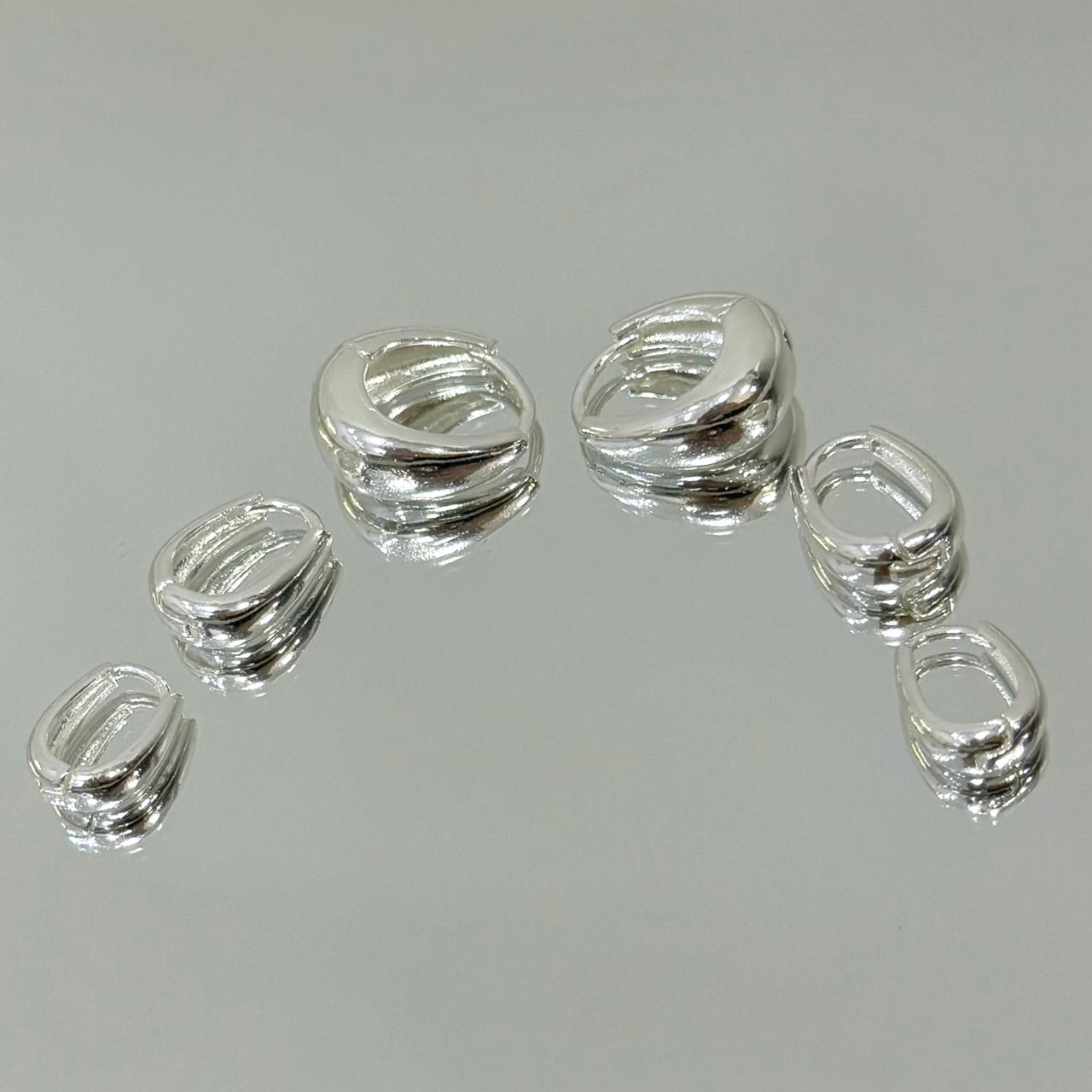 Brinco Trio Gota de argola folheado a prata