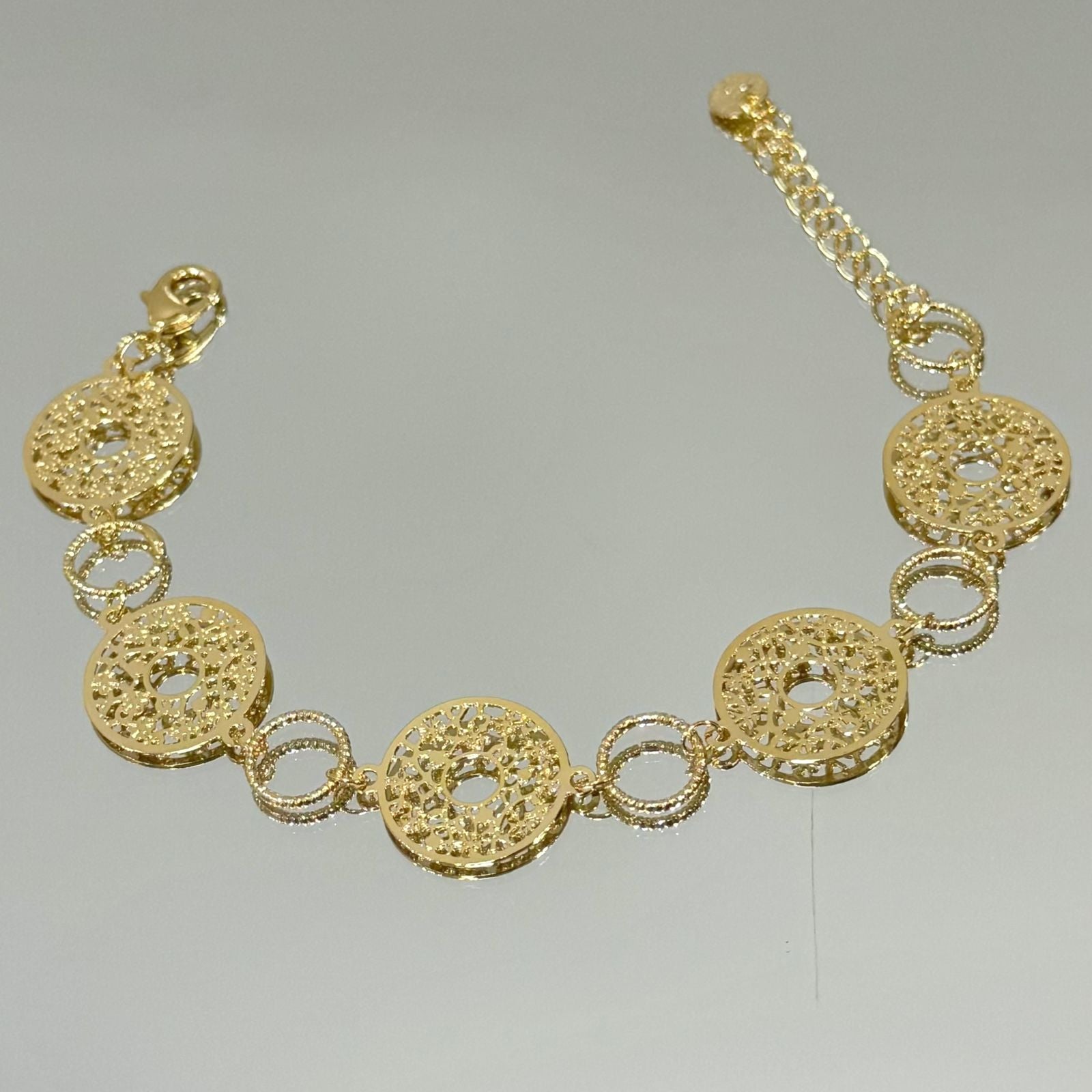Pulseira Mandalas western folheada a ouro 18K