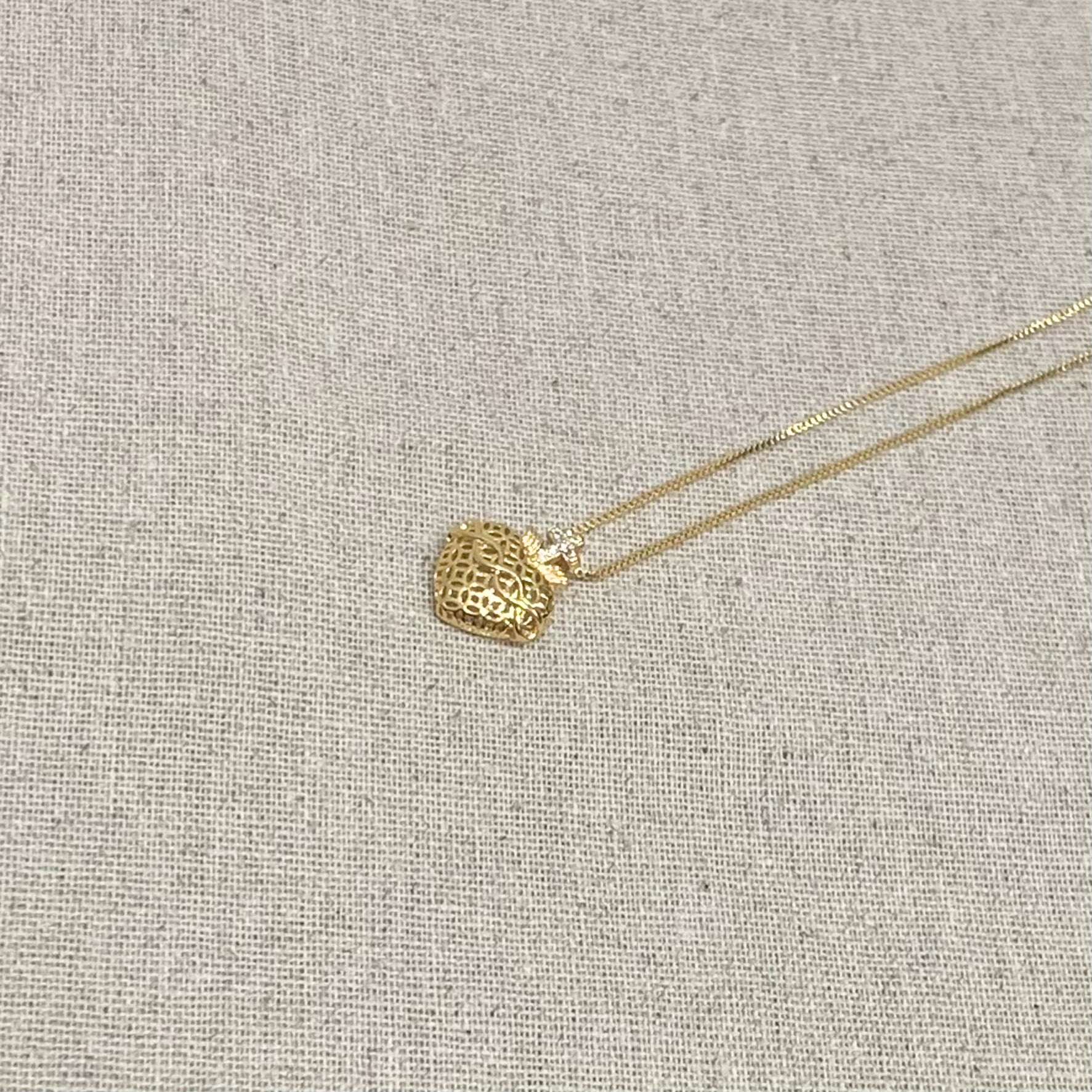 Colar Sagrado Coração folheado a ouro 18K