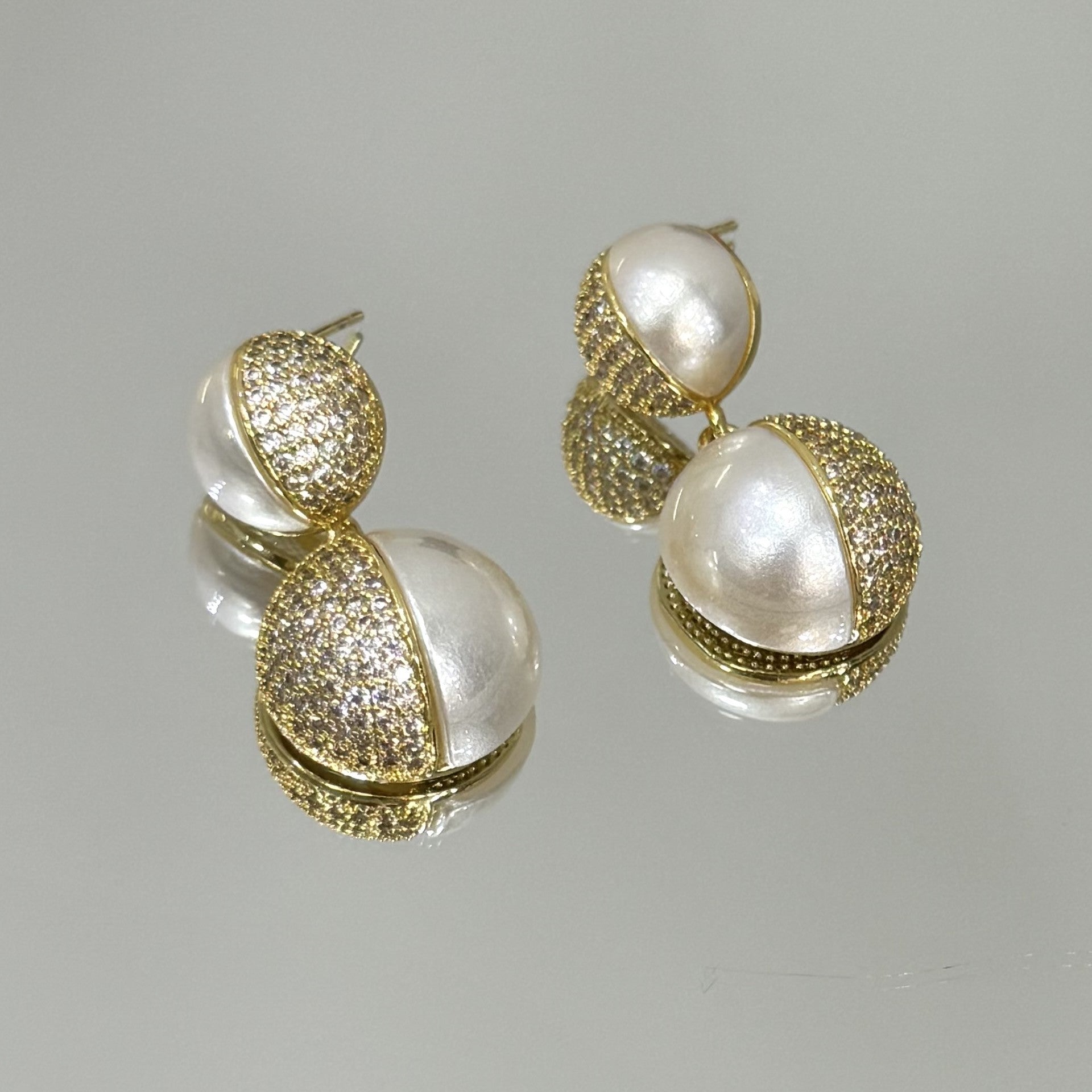 Brinco Eclipse folheado a ouro 18K
