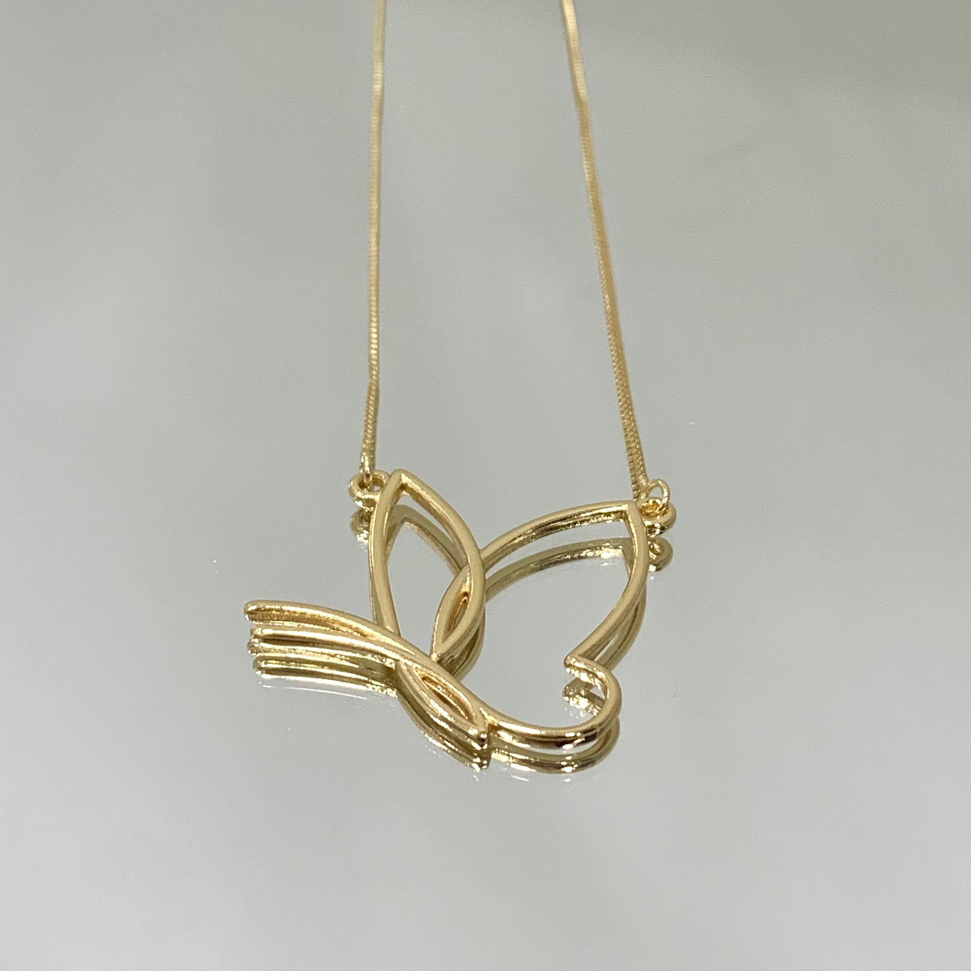 Colar Borboleta maxi folheado a ouro 18K