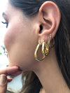 Brinco argola articulada gota de tubo folheado em ouro 18k
