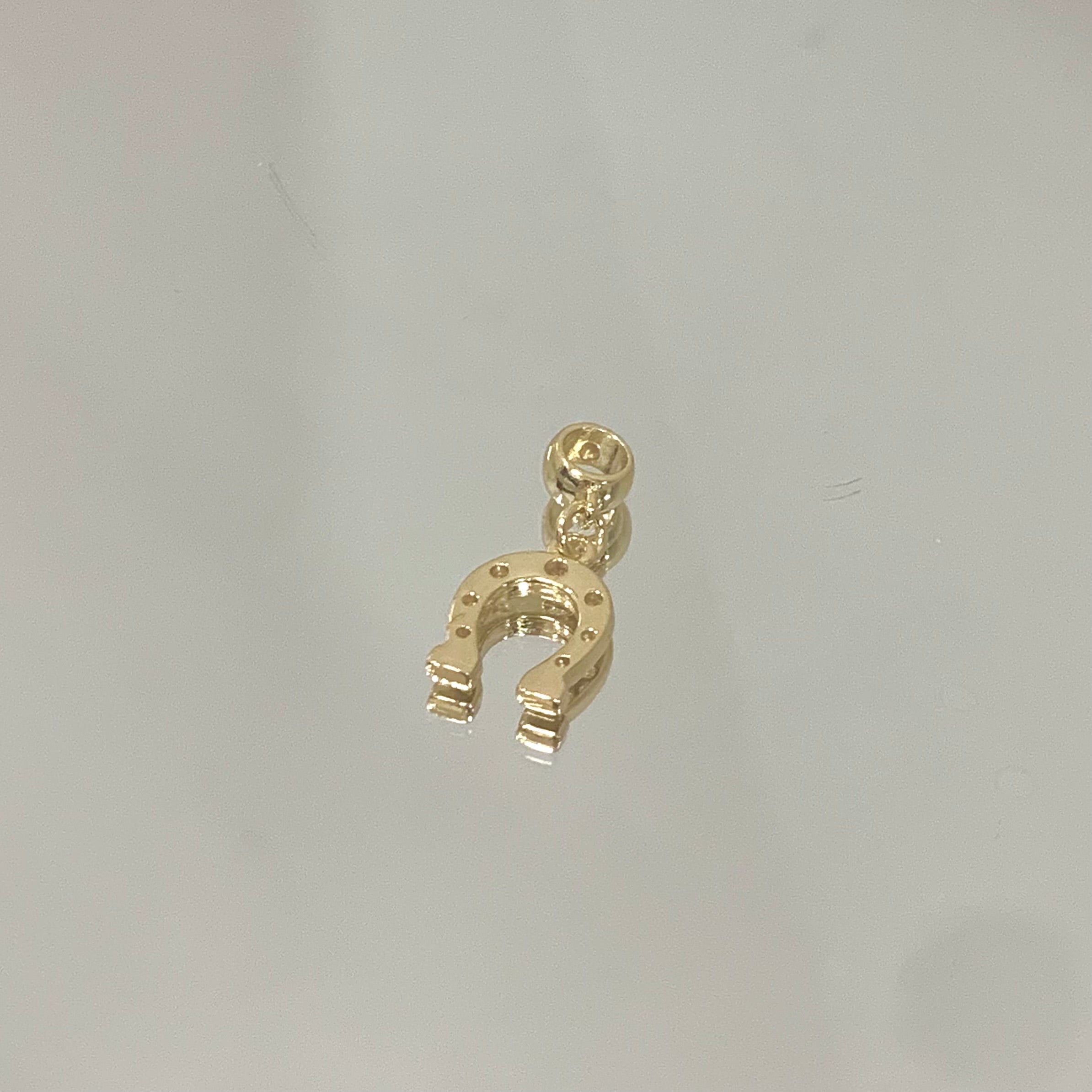 Berloque Ferradura JN folheado a ouro 18K